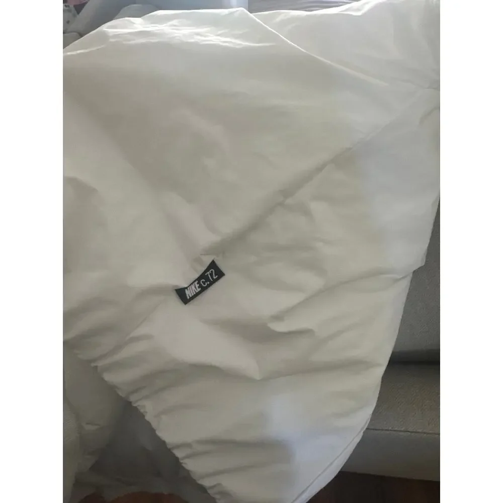 White Nike Circa Insulated Pullover Hoodie